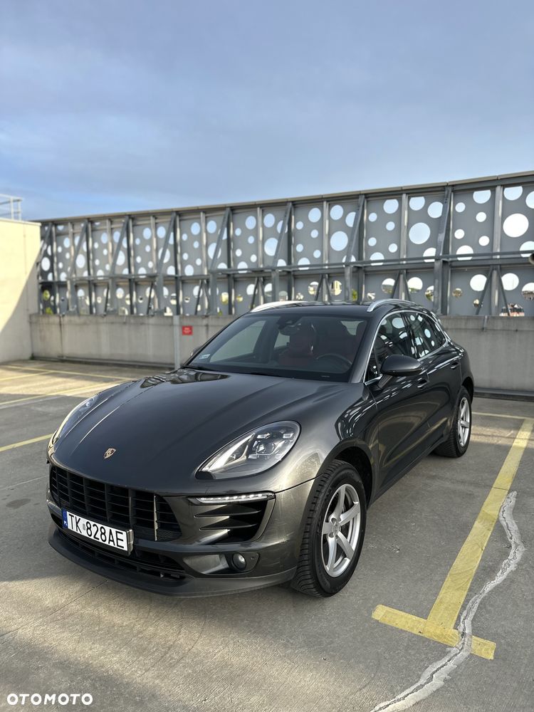 Porsche Macan - 1