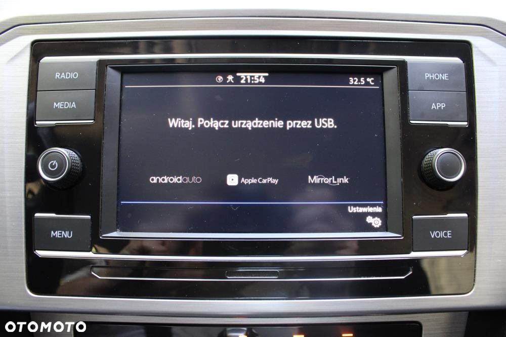 Volkswagen Passat - 15