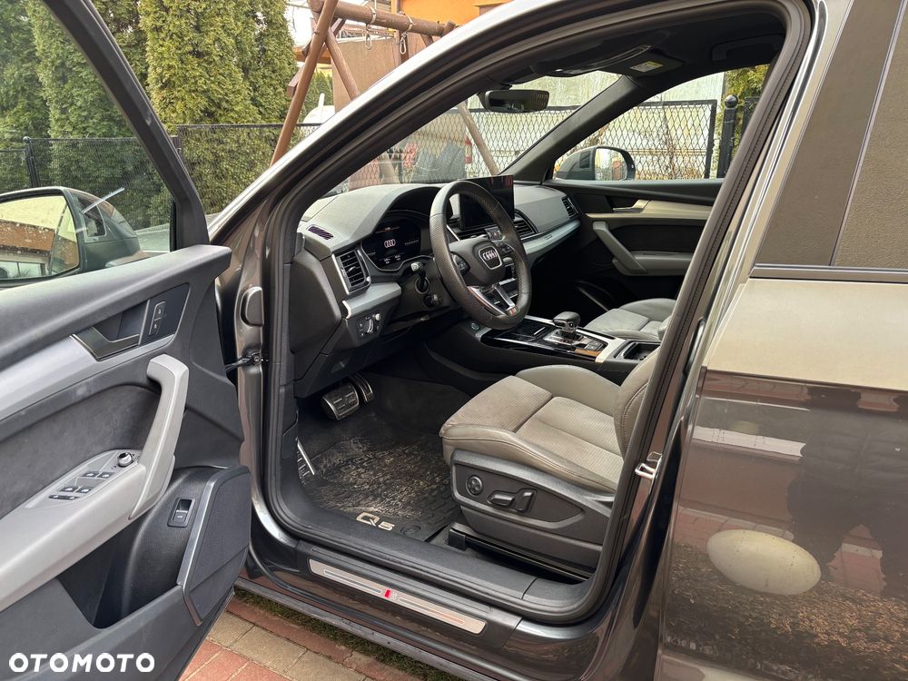 Audi Q5 Sportback - 16