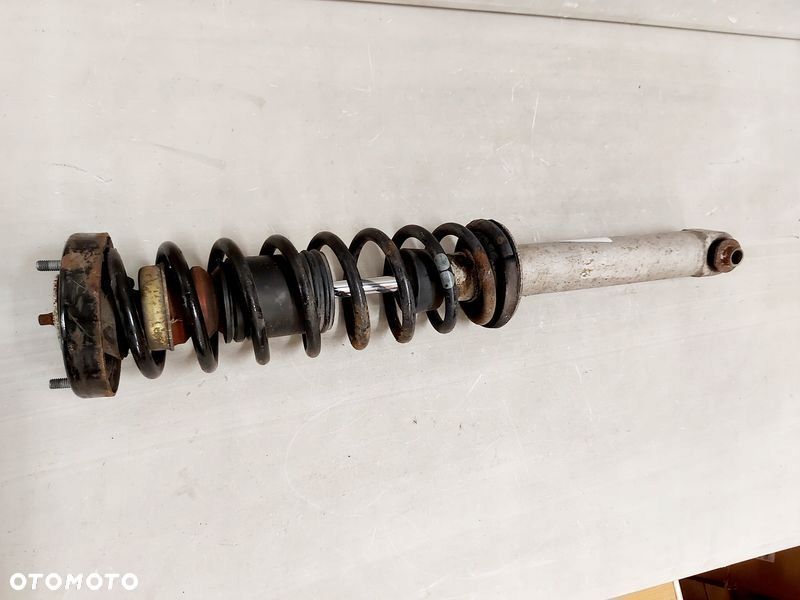 bmw e61 3.0 d amortyzator prawy tył sprężyna prawa tylna 1093646 - 1