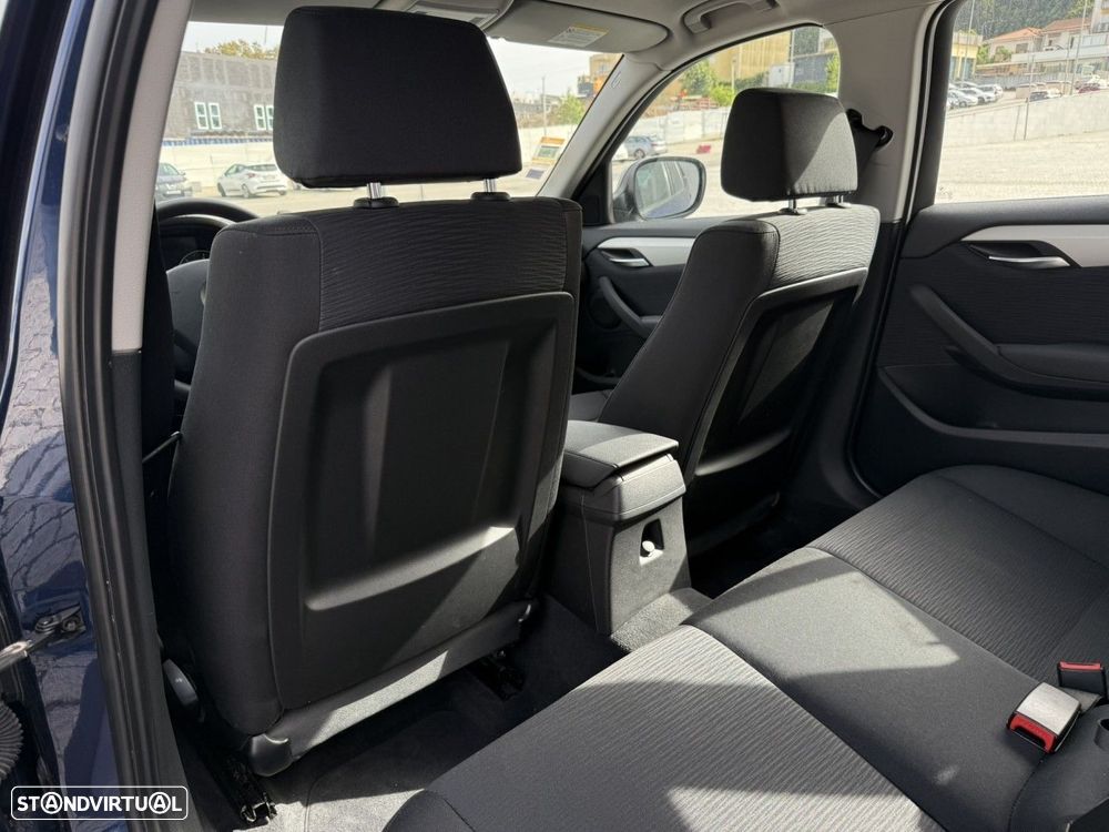 BMW X1 18 d sDrive - 16