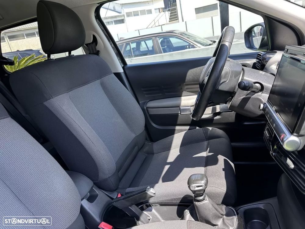 Citroën C4 Cactus 1.2 PureTech Shine - 32