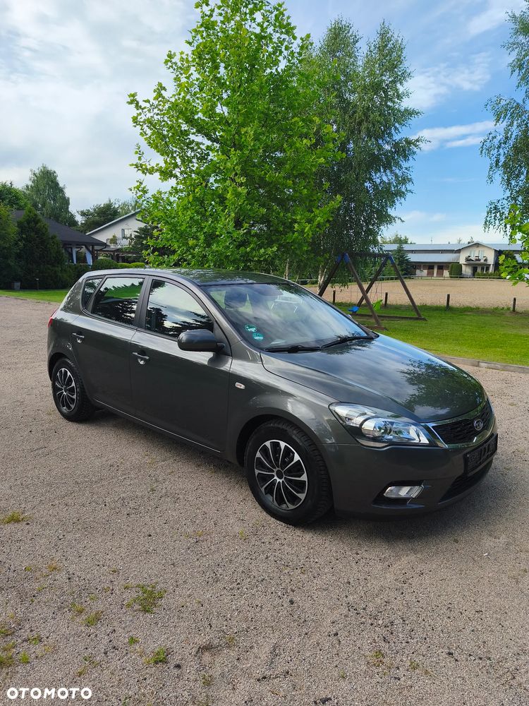 Kia Ceed 1.4 CVVT Edition 7 - 9