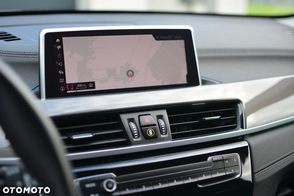 BMW X1 sDrive20i xLine - 16