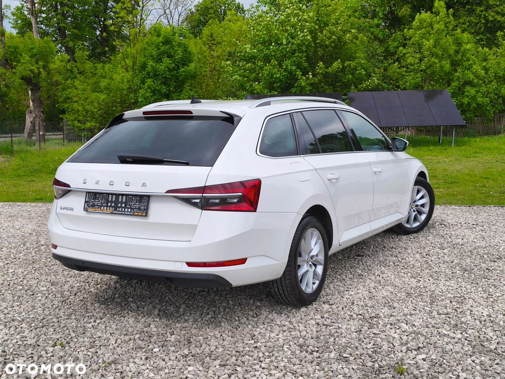 Skoda Superb 2.0 TDI DSG Ambition - 3