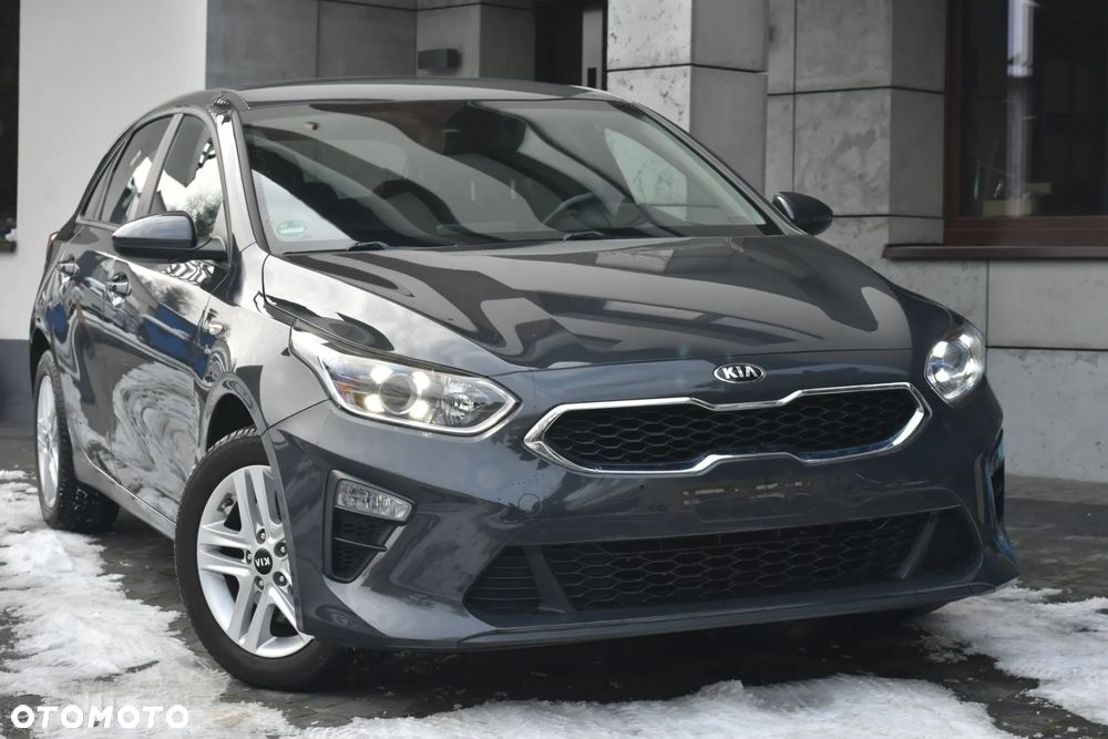 Kia Ceed 1.4 CVVT Dream Team Edition - 17