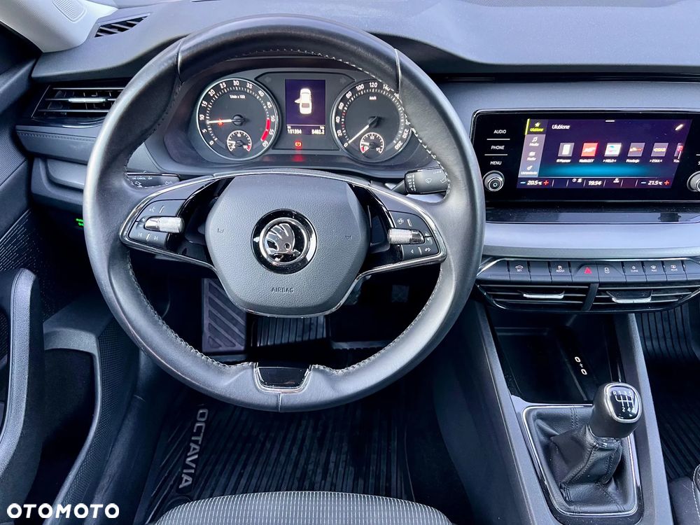 Skoda Octavia 2.0 TDI Ambition - 19