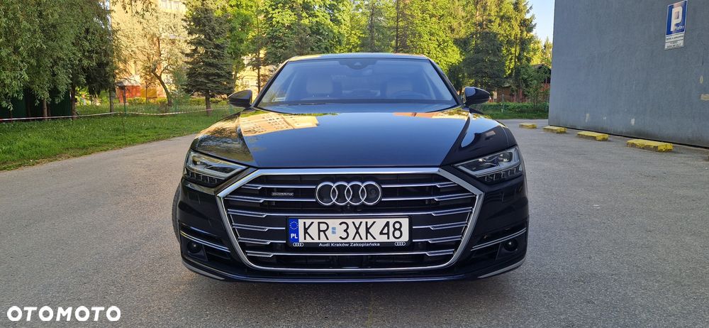 Audi A8 - 2