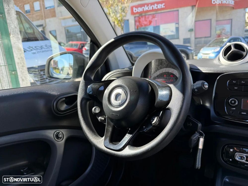 Smart ForTwo Coupé 1.0 71 Aut. - 10