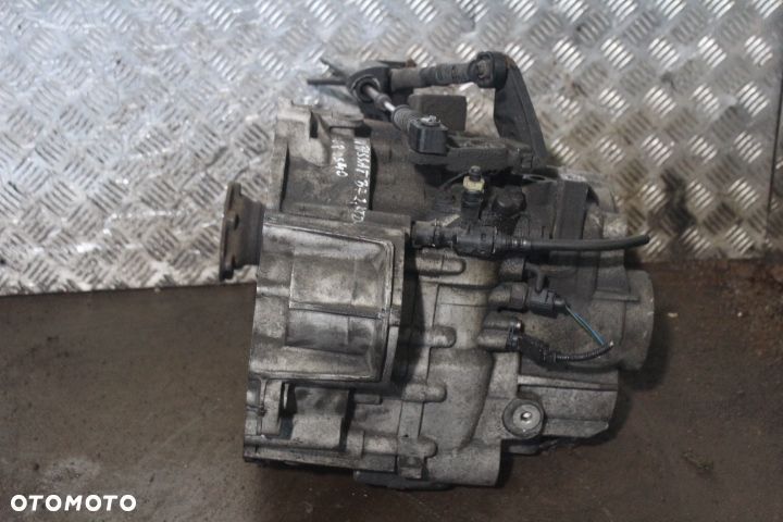 SKRZYNIA BIEGÓW VOLKSWAGEN PASSAT B7 2.0TDI - 4