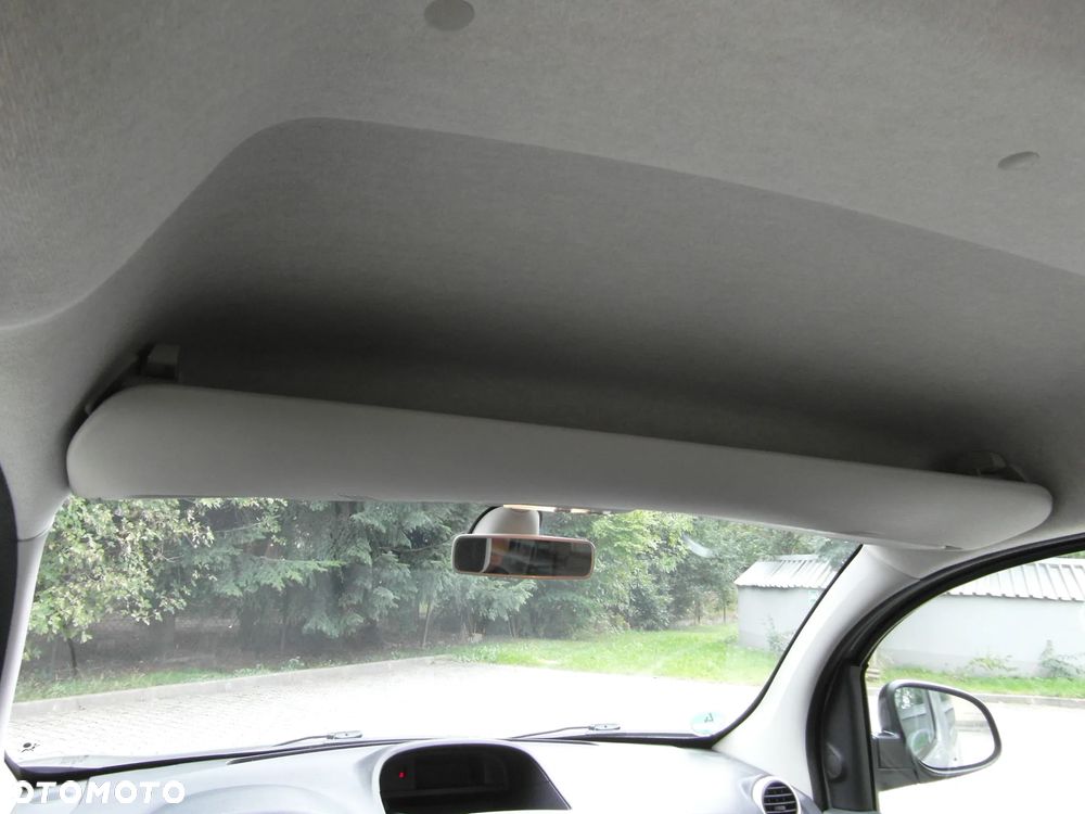 Renault Kangoo 1.6 16V Privilege - 27