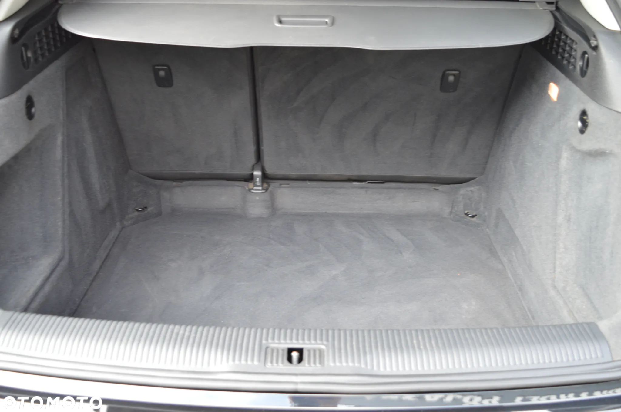 Audi Q3 2.0 TDI quattro S tronic design - 13