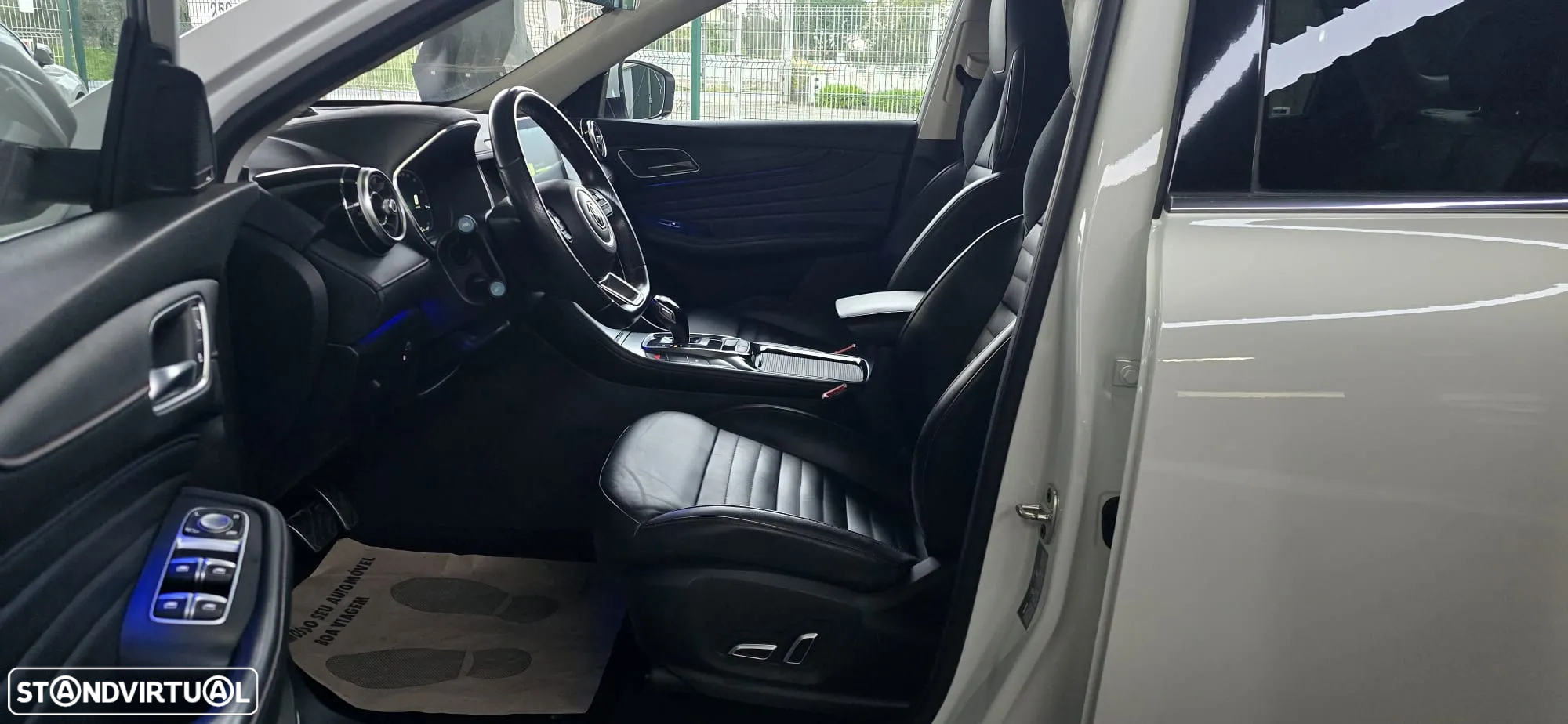 MG EHS 1.5 T-GDI Plug-in Hybrid Luxury - 16