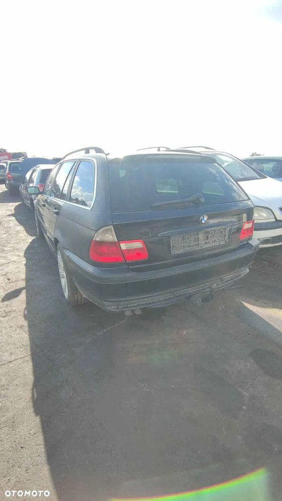 BMW 3 Touring E46 330 xd 2002  3.0 D 184 M57 D30 BLACK SAPPHIRE METALLIC - 2