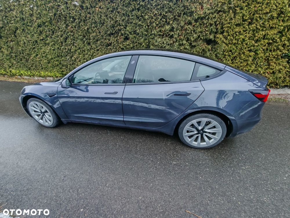 Tesla Model 3 Langstreckenbatterie Allradantrieb Dual Motor - 11