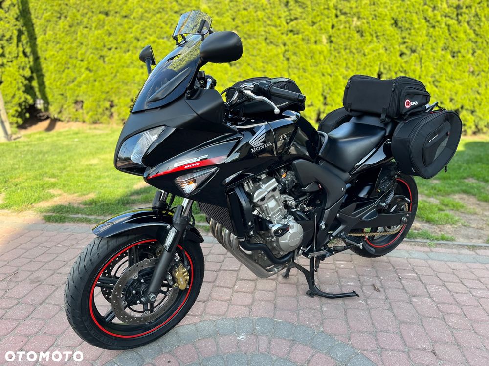 Honda CBF - 37