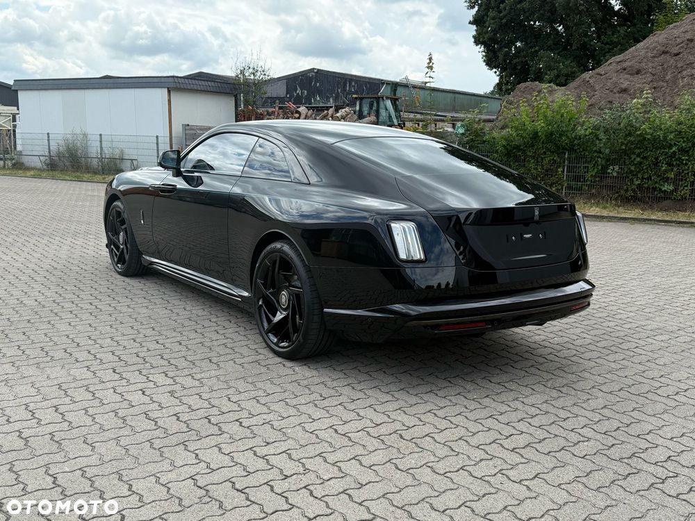 Rolls-Royce Spectre - 5