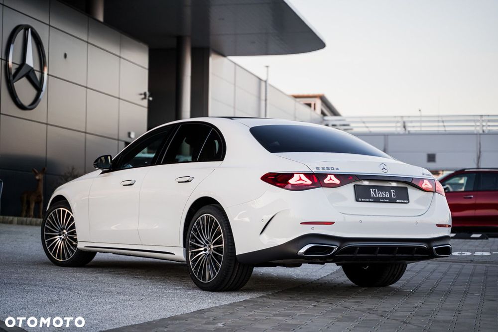 Mercedes-Benz Klasa E - 11