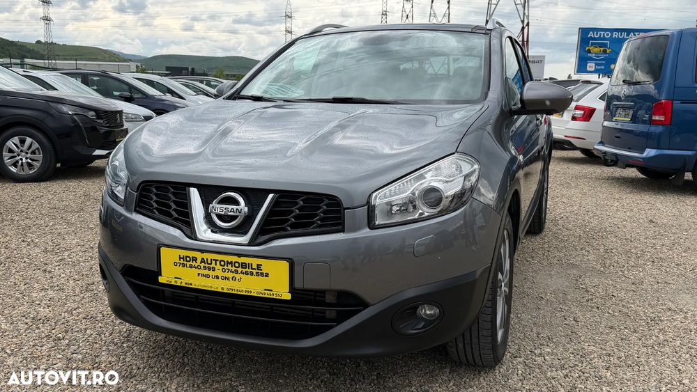 Nissan Qashqai 2.0 DCI 4 x 4 DPF Aut tekna - 2