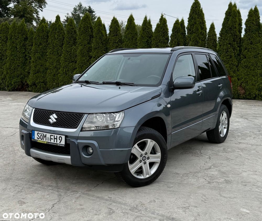 Suzuki Grand Vitara 2.0 Comfort Family - 6
