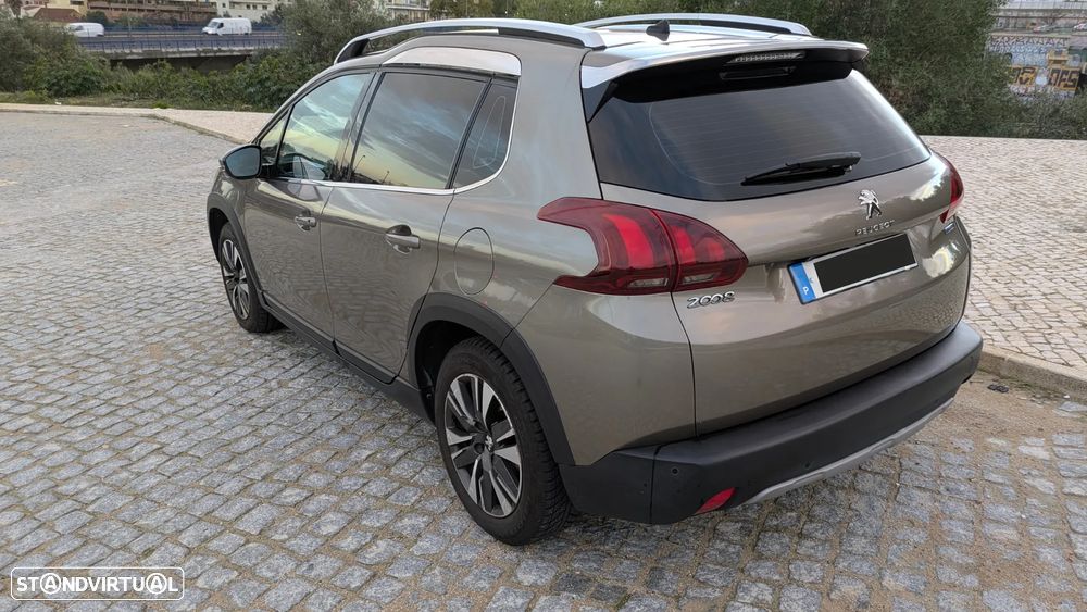 Peugeot 2008 PureTech 110 GPF Stop&Start EAT6 Allure - 5