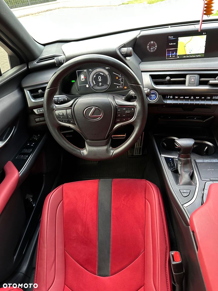 Lexus UX 250h Executive Line - 24