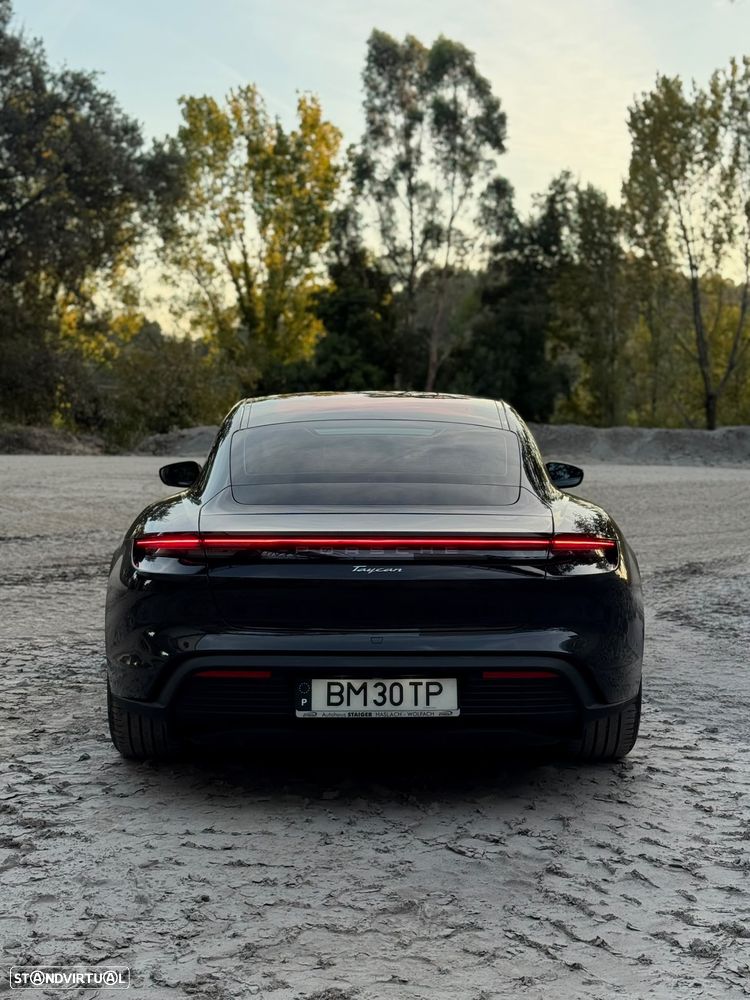 Porsche Taycan - 7