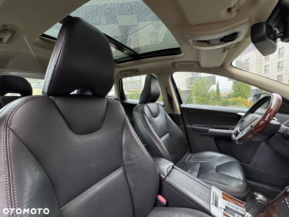 Volvo XC 60 - 11