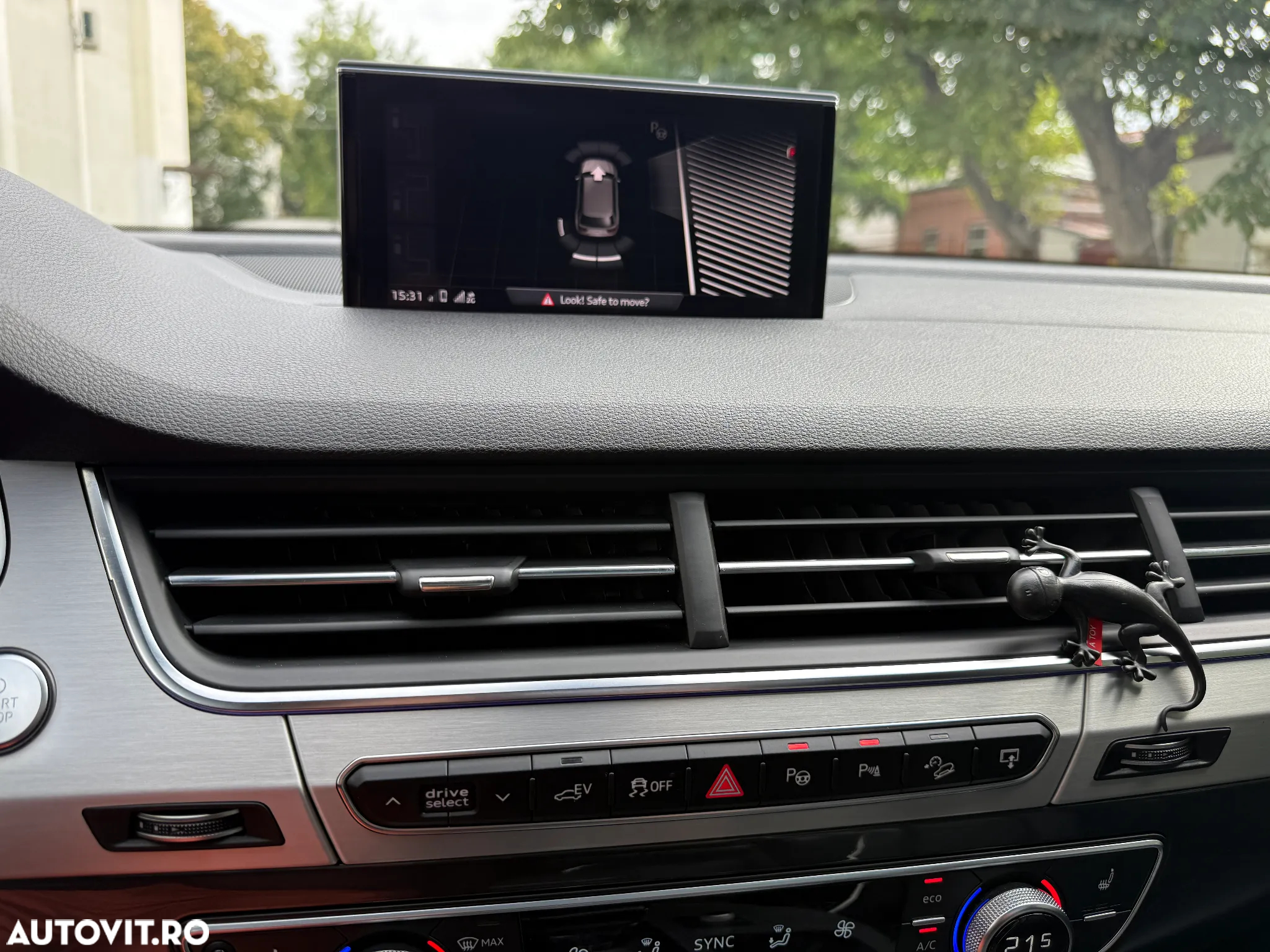 Audi Q7 e-tron 3.0 TDI quattro Tiptronic - 14