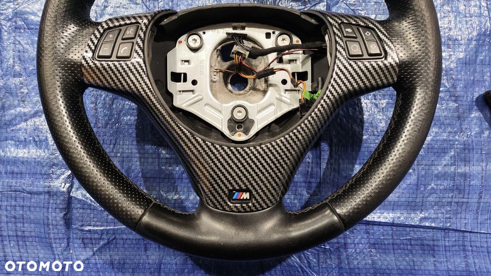 KIEROWNICA MULTIFUNKCYJNA M-PAKIET UCHWYT RĄCZKA DŹWIGNI RĘCZNEGO ZESTAW KOMPLET BMW E90 E91 E92 E93 E81 E82 E87 - 2