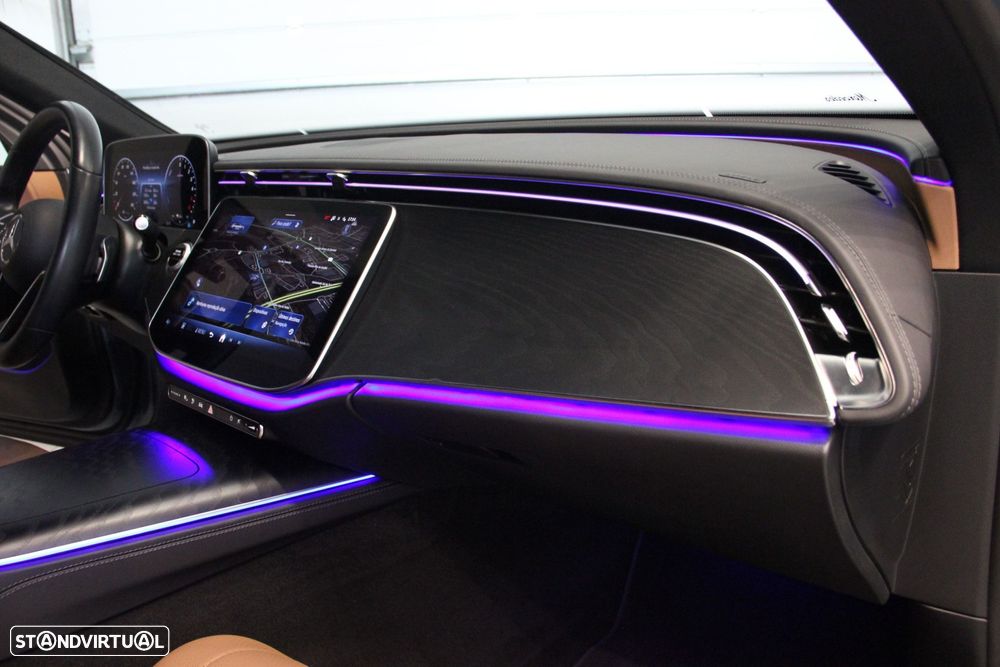 Mercedes-Benz E 300 de 4Matic All-Terrain - 17