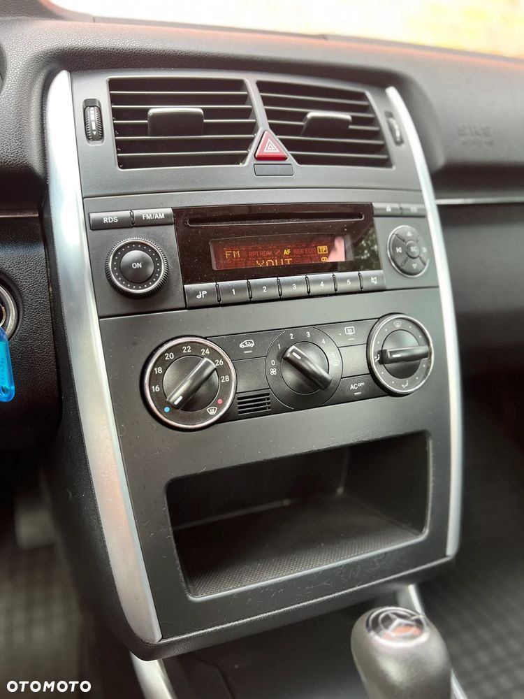 Mercedes-Benz Klasa B - 21