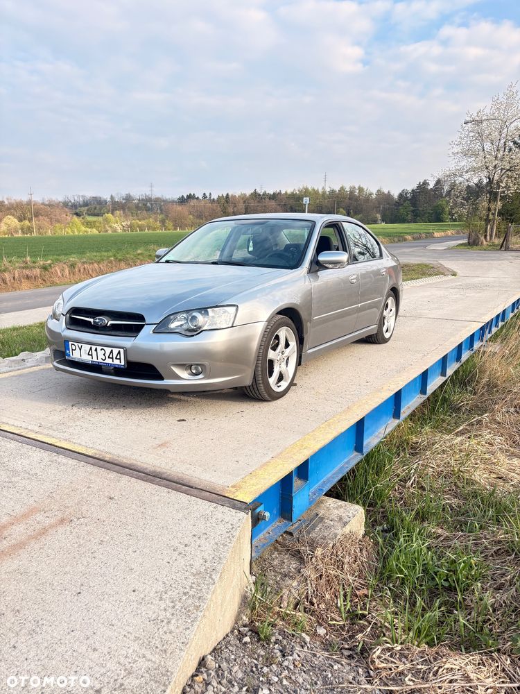 Subaru Legacy - 2