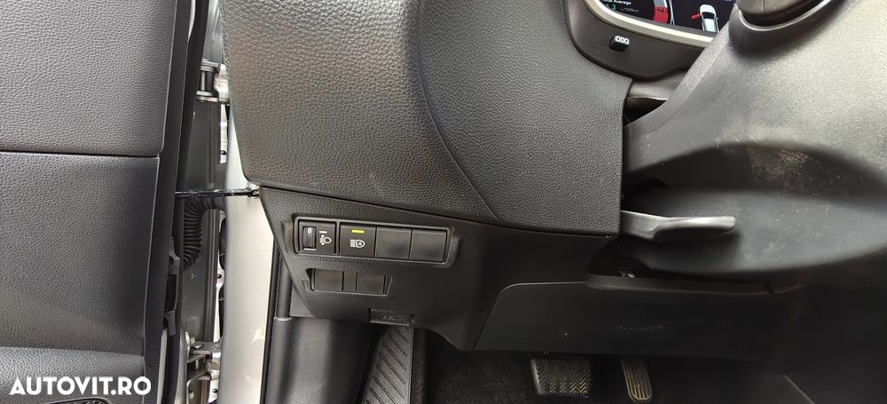 Toyota Corolla Cross 2.0I 4WD Exclusive - 19