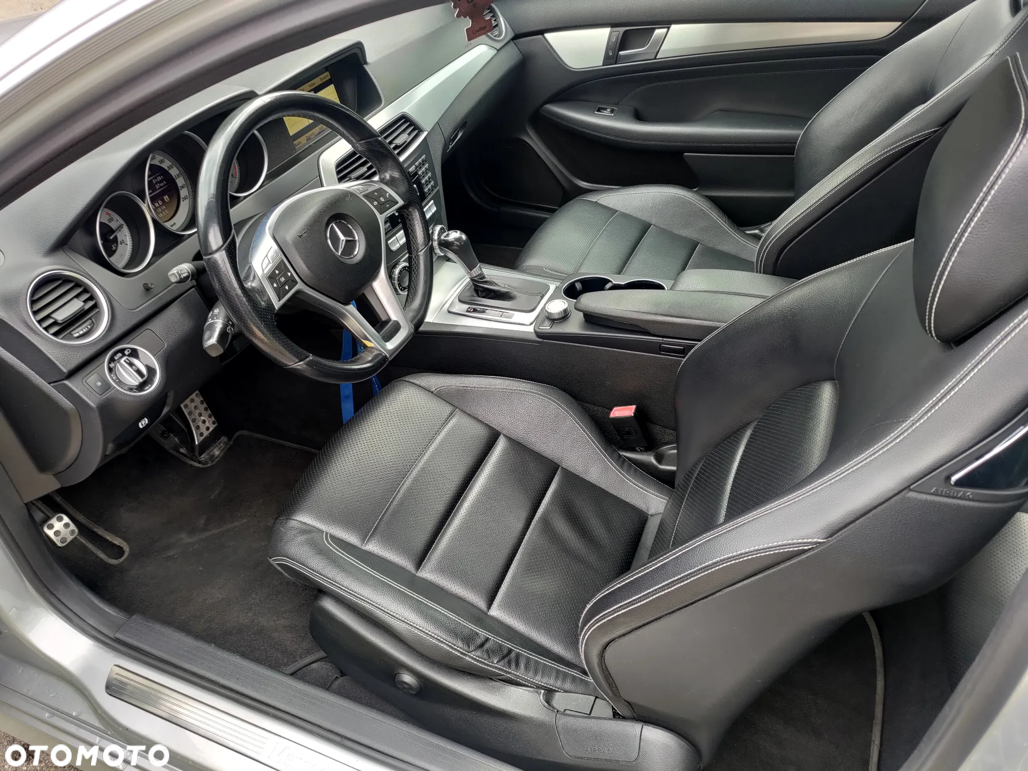 Mercedes-Benz Klasa C 250 Coupe (BlueEFFICIENCY) 7G-TRONIC - 11