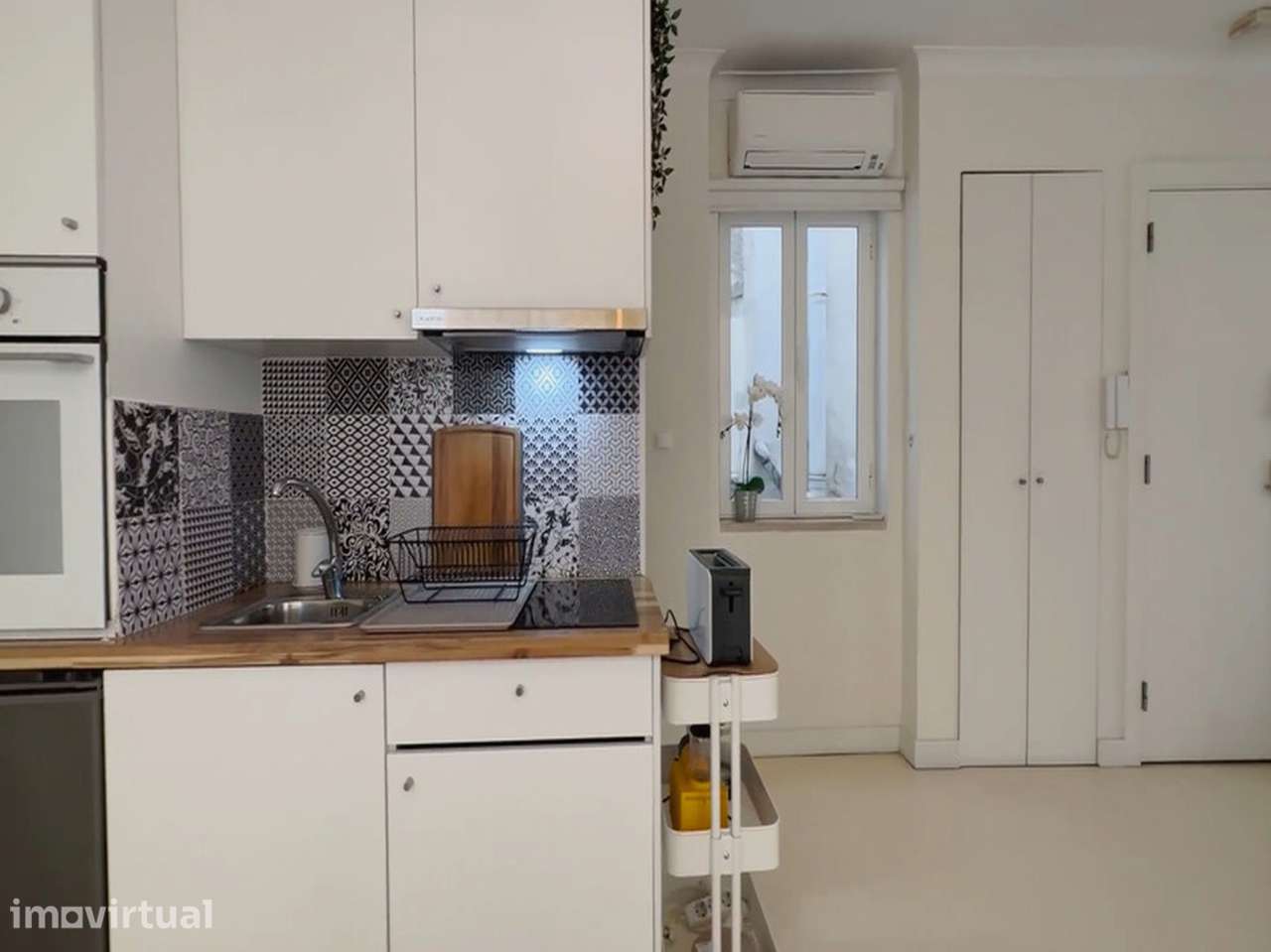 Apartamento T0 em Lisboa, com mobiliário incluído - Grande imagem: 5/21