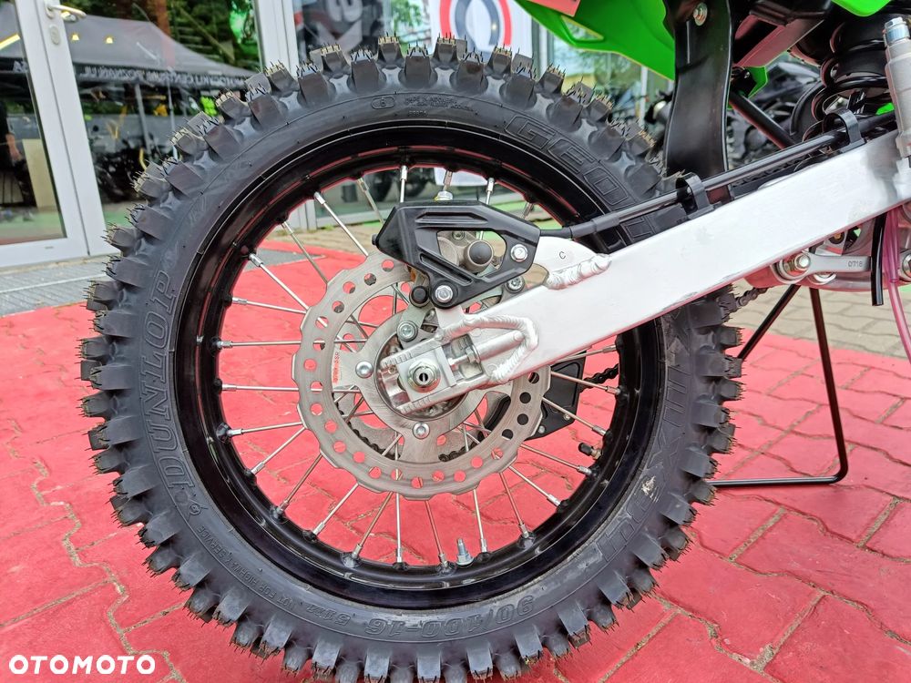 Kawasaki KX - 17