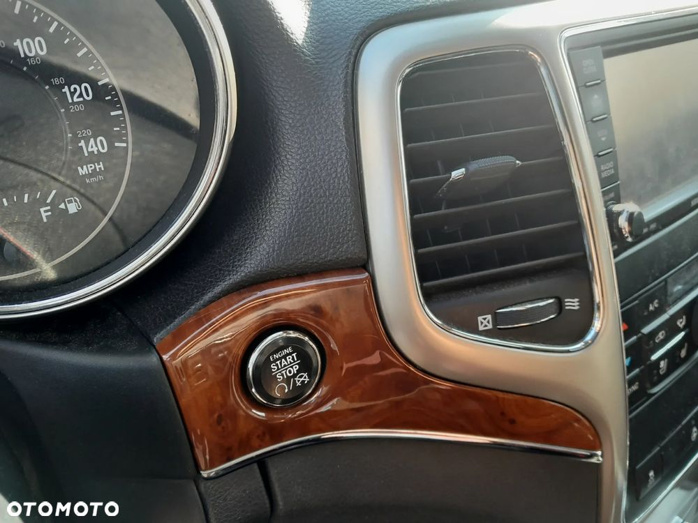 Jeep Grand Cherokee 3.7 4x4 Laredo - 2