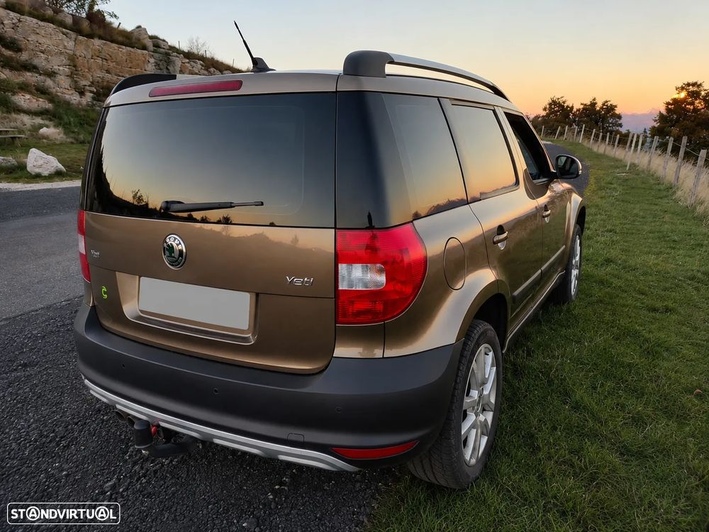 Skoda Yeti 2.0 TDI 4x4 Elegance PLUS EDITION - 27