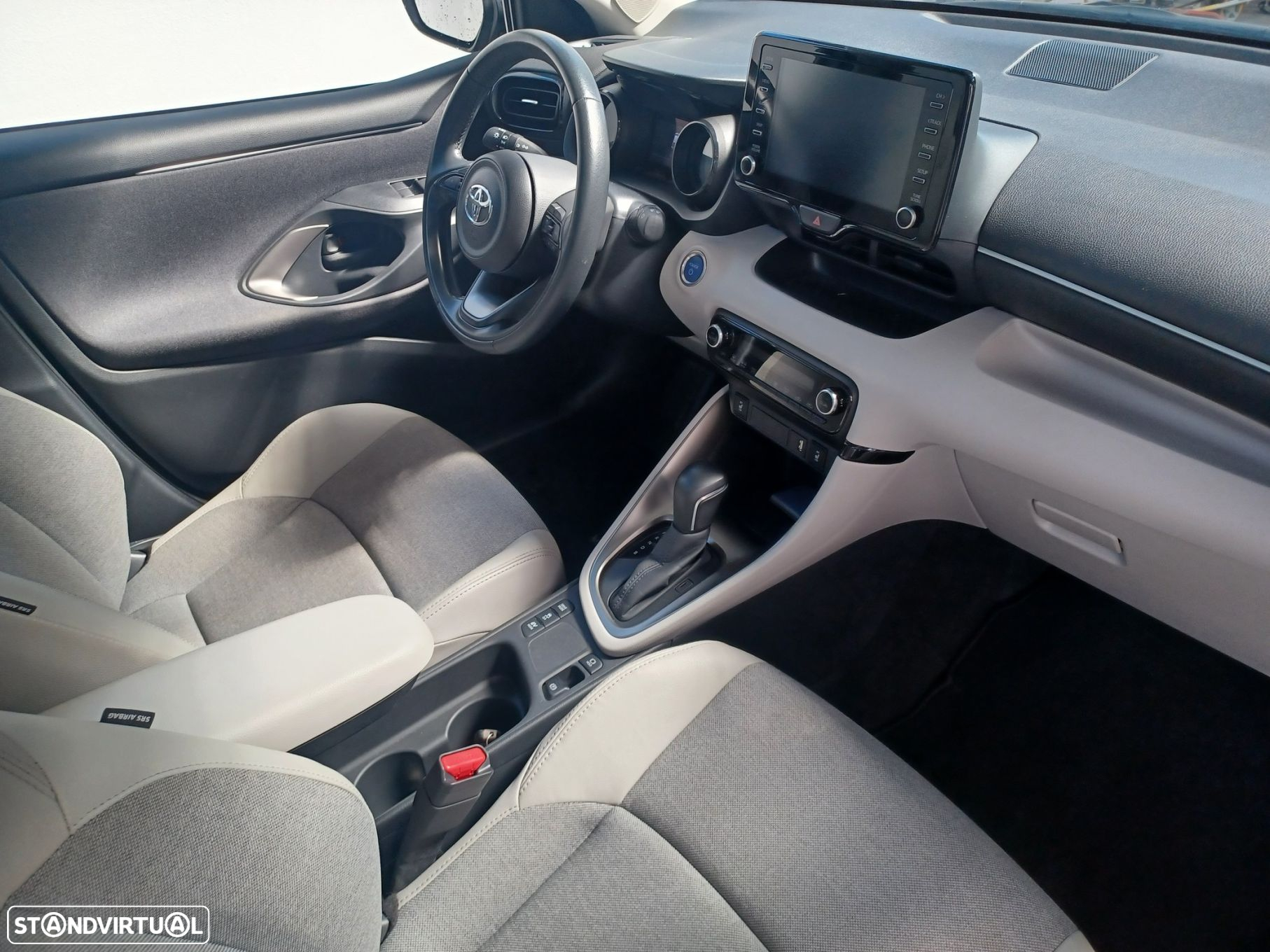 Toyota Yaris 1.5 HDF Luxury - 15