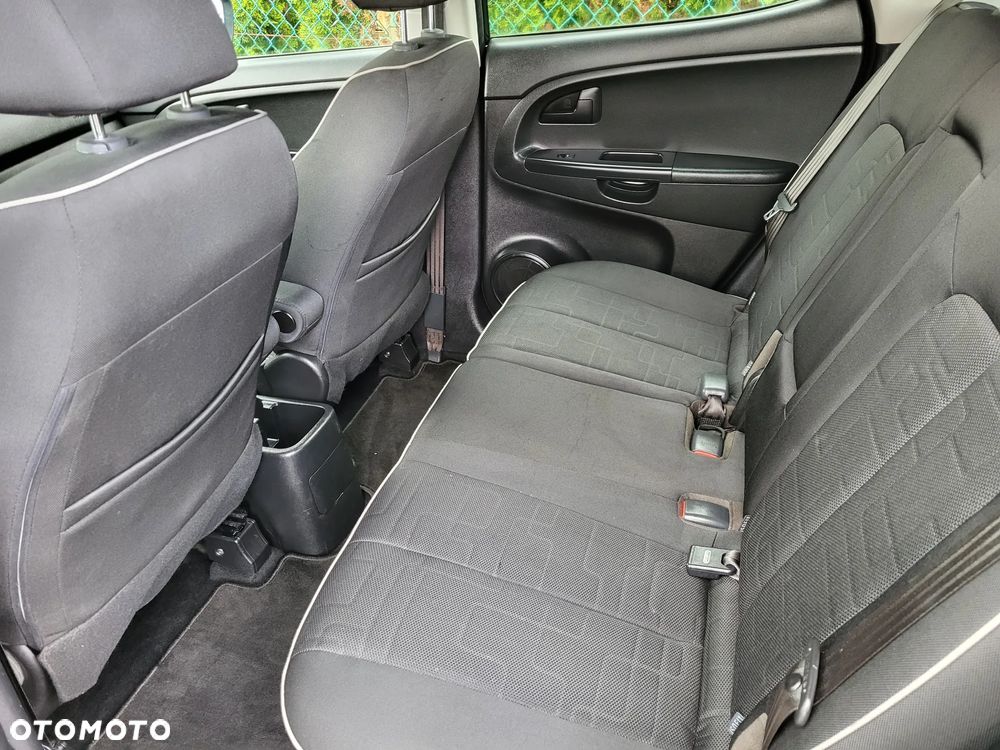 Kia Venga 1.6 CVVT Automatik Platinum Edition - 21