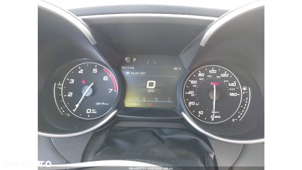 Alfa Romeo Giulia - 10