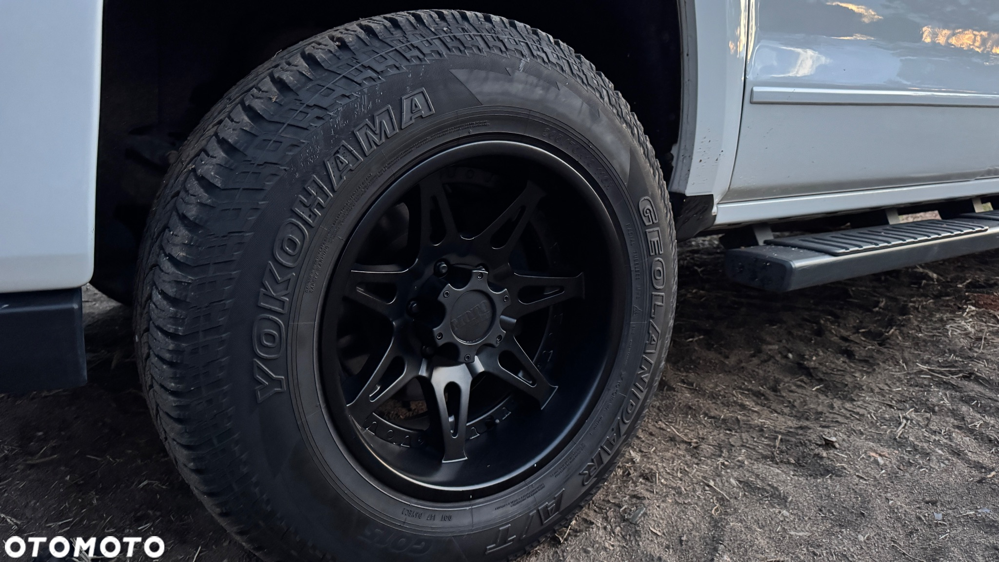Chevrolet Silverado - 8