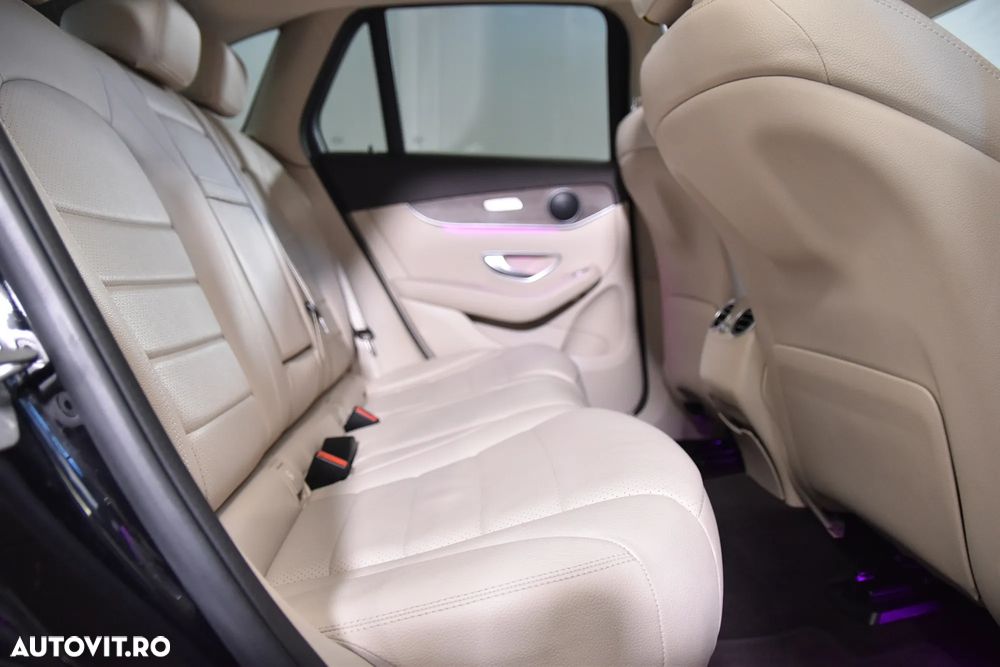 Mercedes-Benz GLC 200 4MATIC MHEV - 12