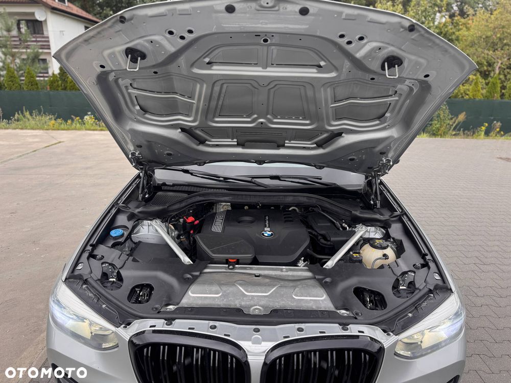 BMW X3 xDrive20i sport - 8