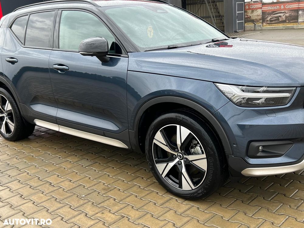 Volvo XC 40 Recharge Twin Motor AWD Plus - 7