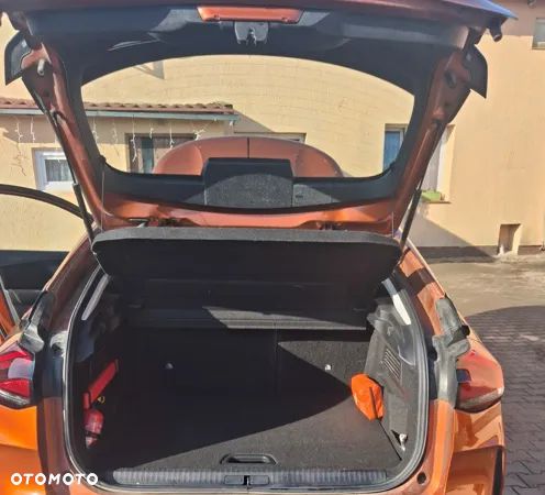 Citroën C4 1.2 PureTech C-Series S&S - 9