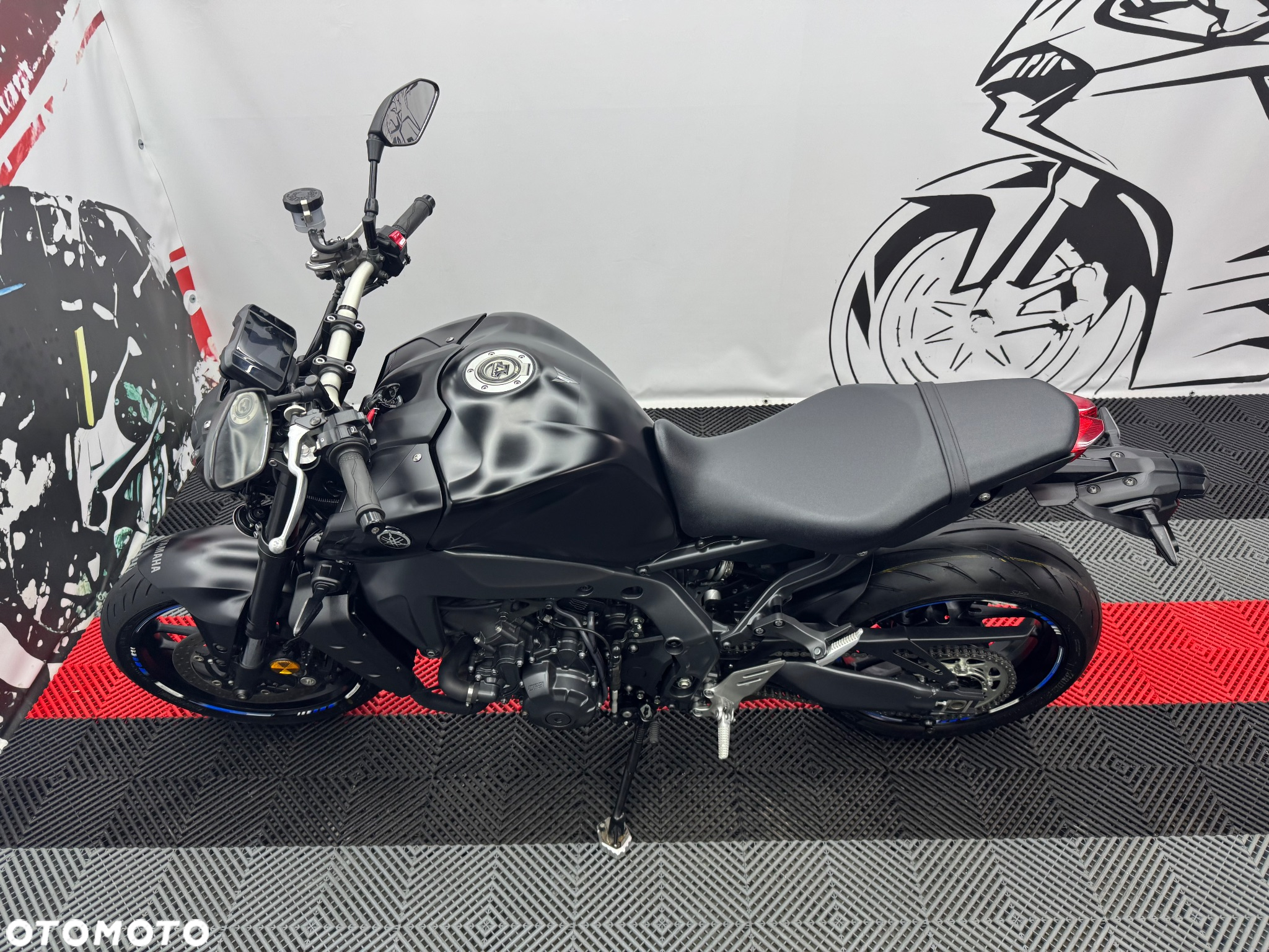 Yamaha MT - 7