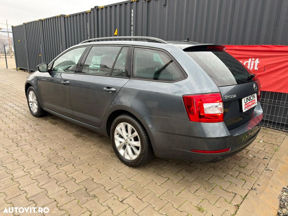 Skoda Octavia - 3