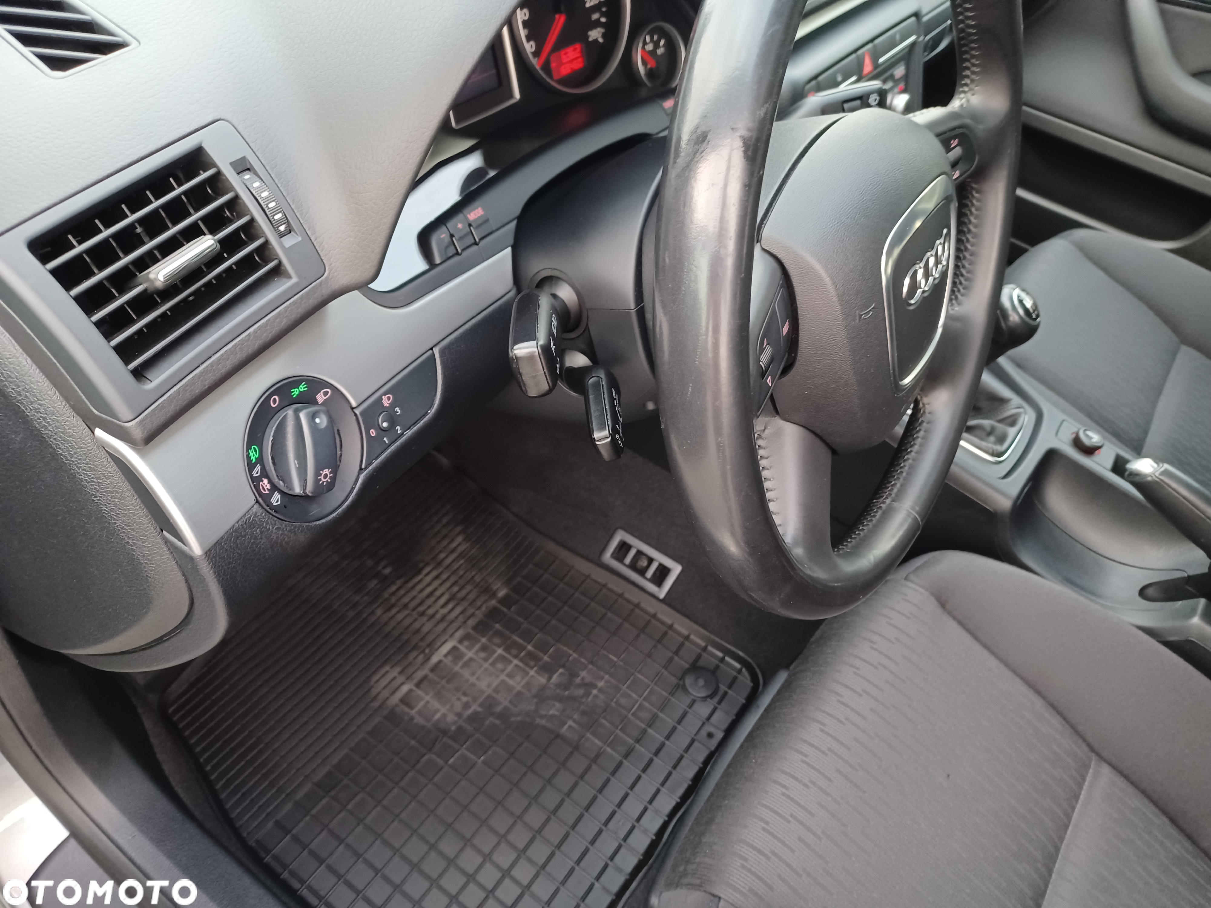 Audi A4 Avant 1.8 T - 21
